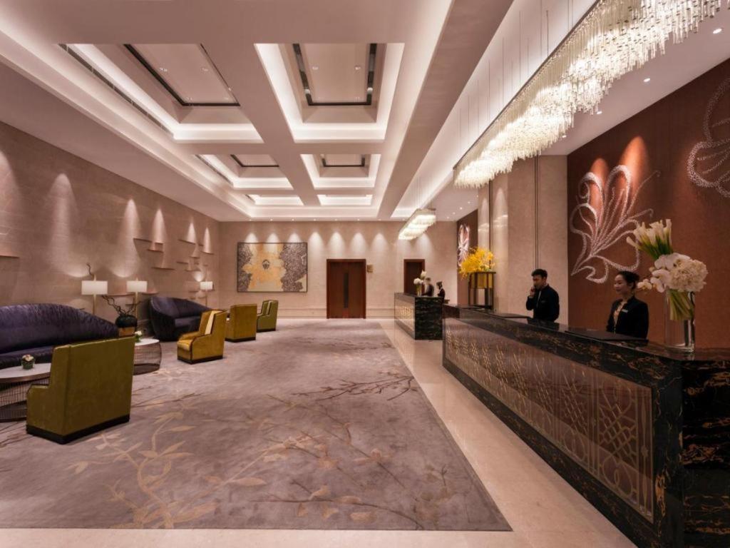 Ming Du Lakeside Hotel Nanning Exterior photo