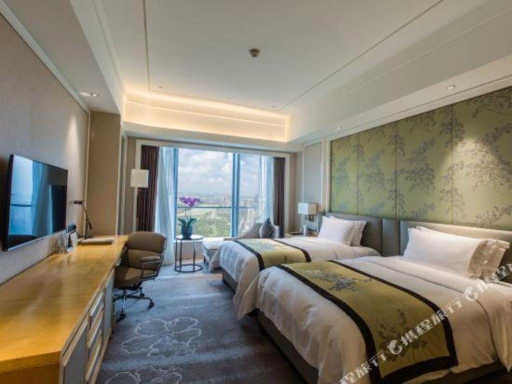 Ming Du Lakeside Hotel Nanning Exterior photo