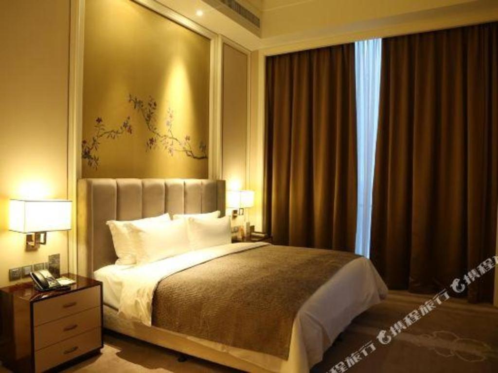 Ming Du Lakeside Hotel Nanning Exterior photo