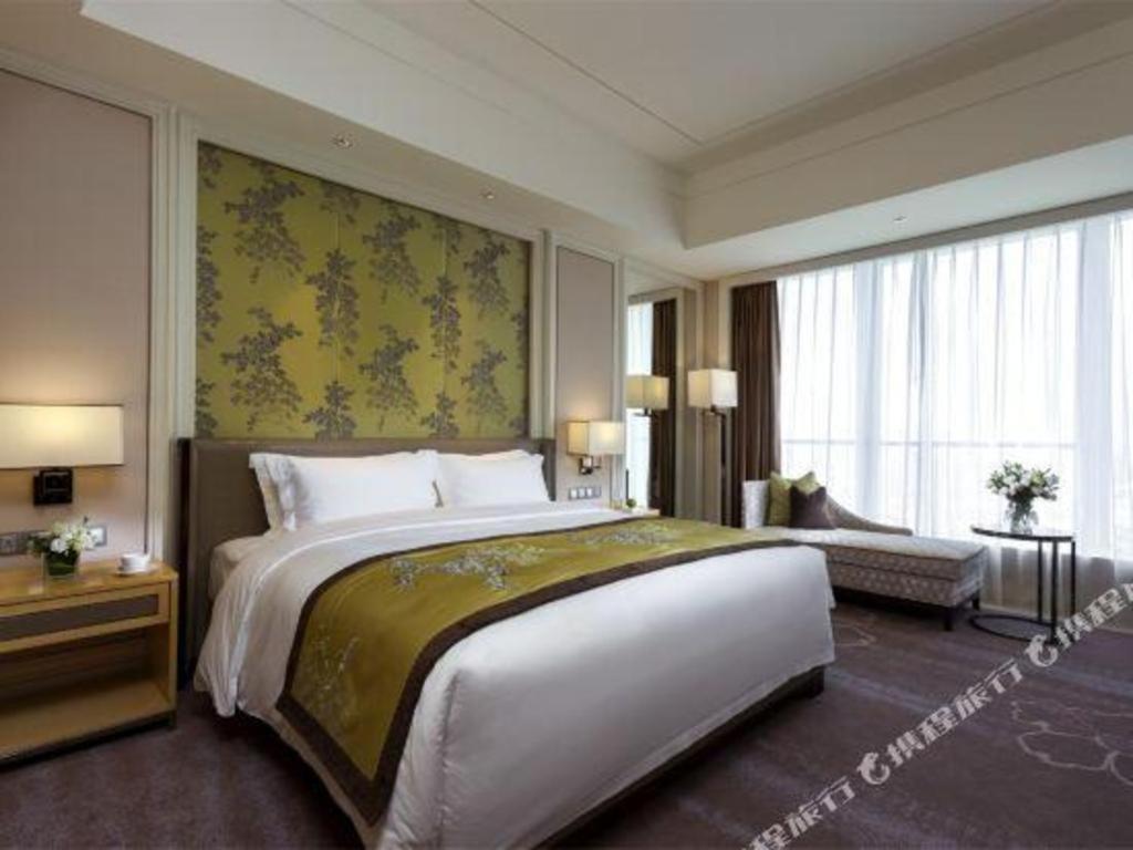 Ming Du Lakeside Hotel Nanning Exterior photo